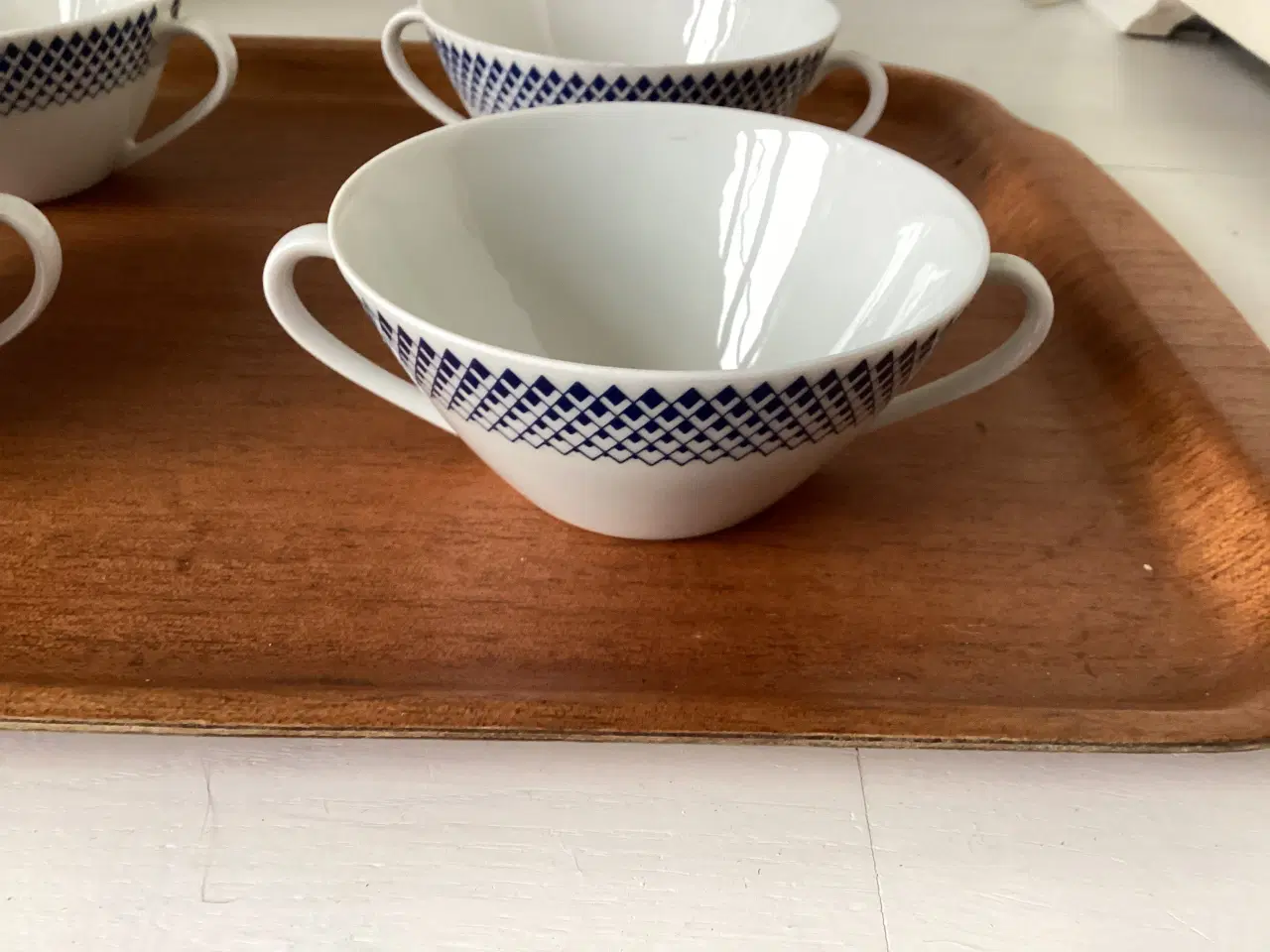 Billede 3 - 4 sæt Lyngby Romber suppekopper 