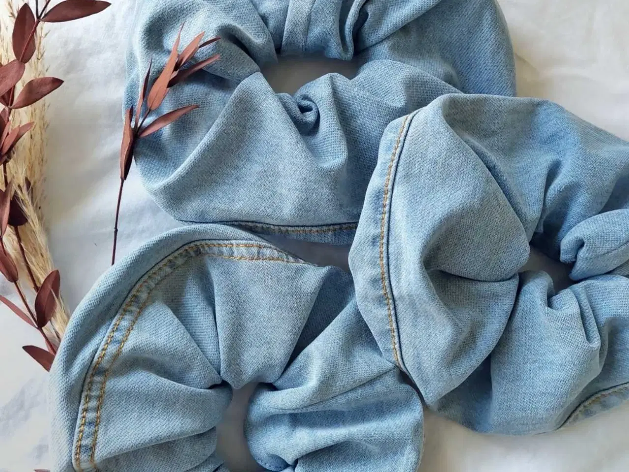 Billede 1 - Denim Scrunchies ♻️