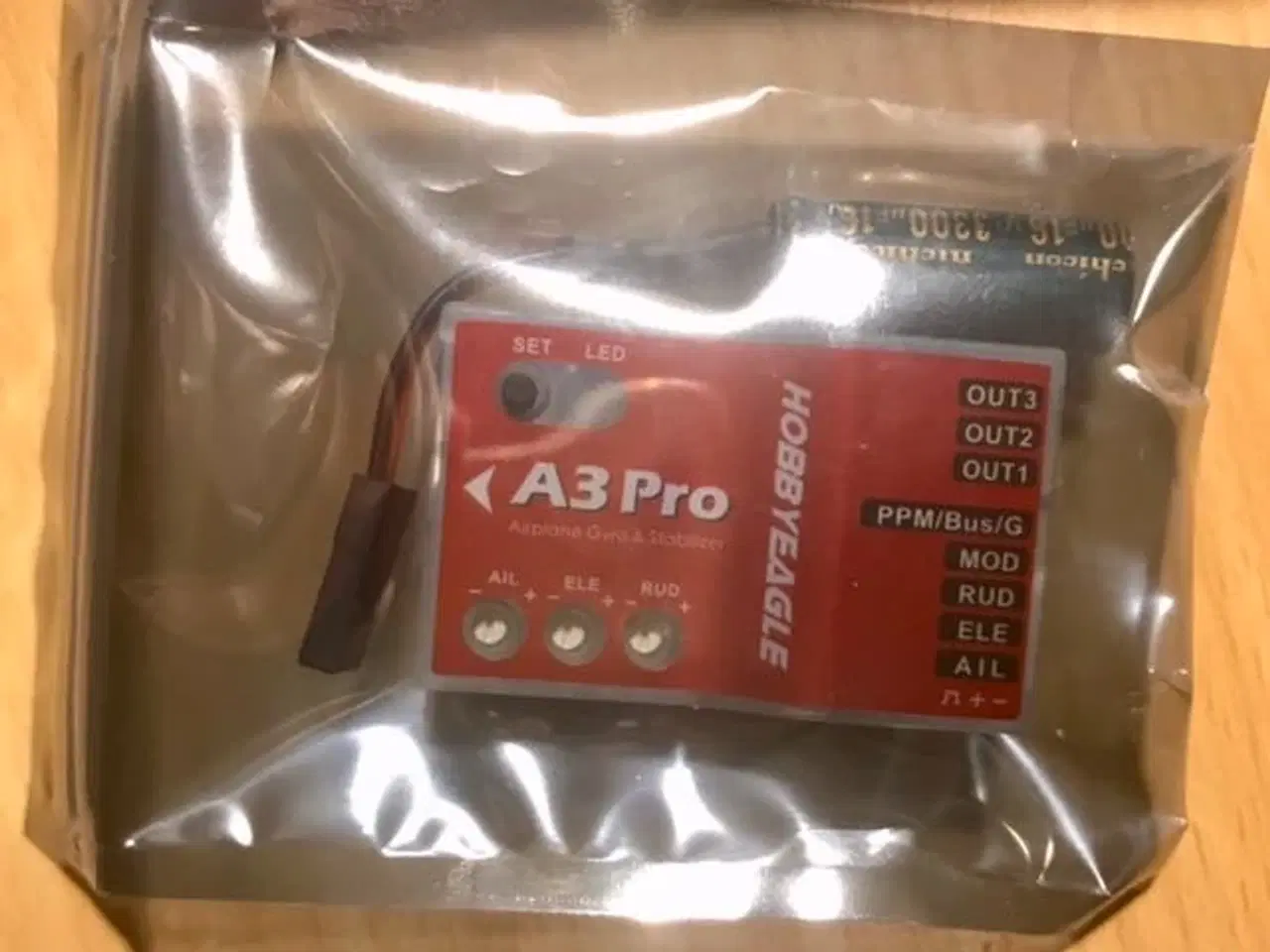 Billede 3 - 2 stk. 6 aksede gyro tilmodelfly sælges. 