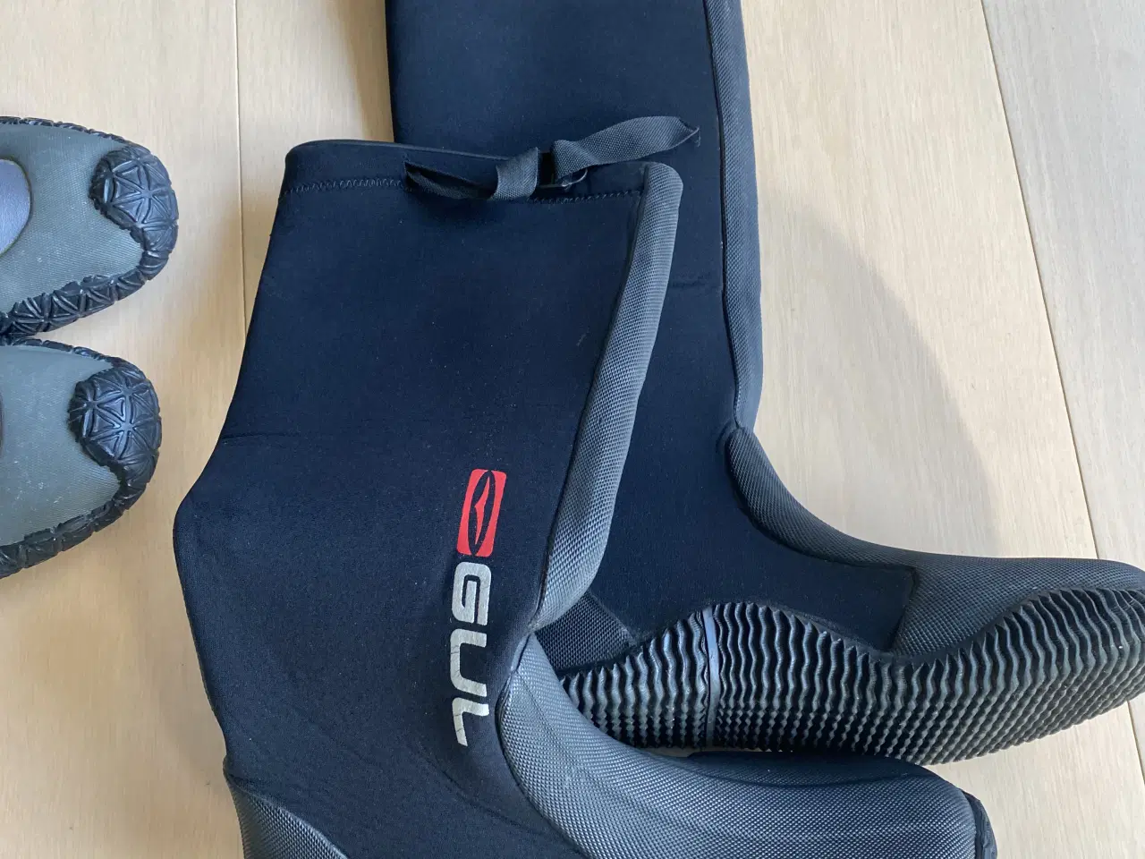 Billede 2 - Div. Kajak beklædning.