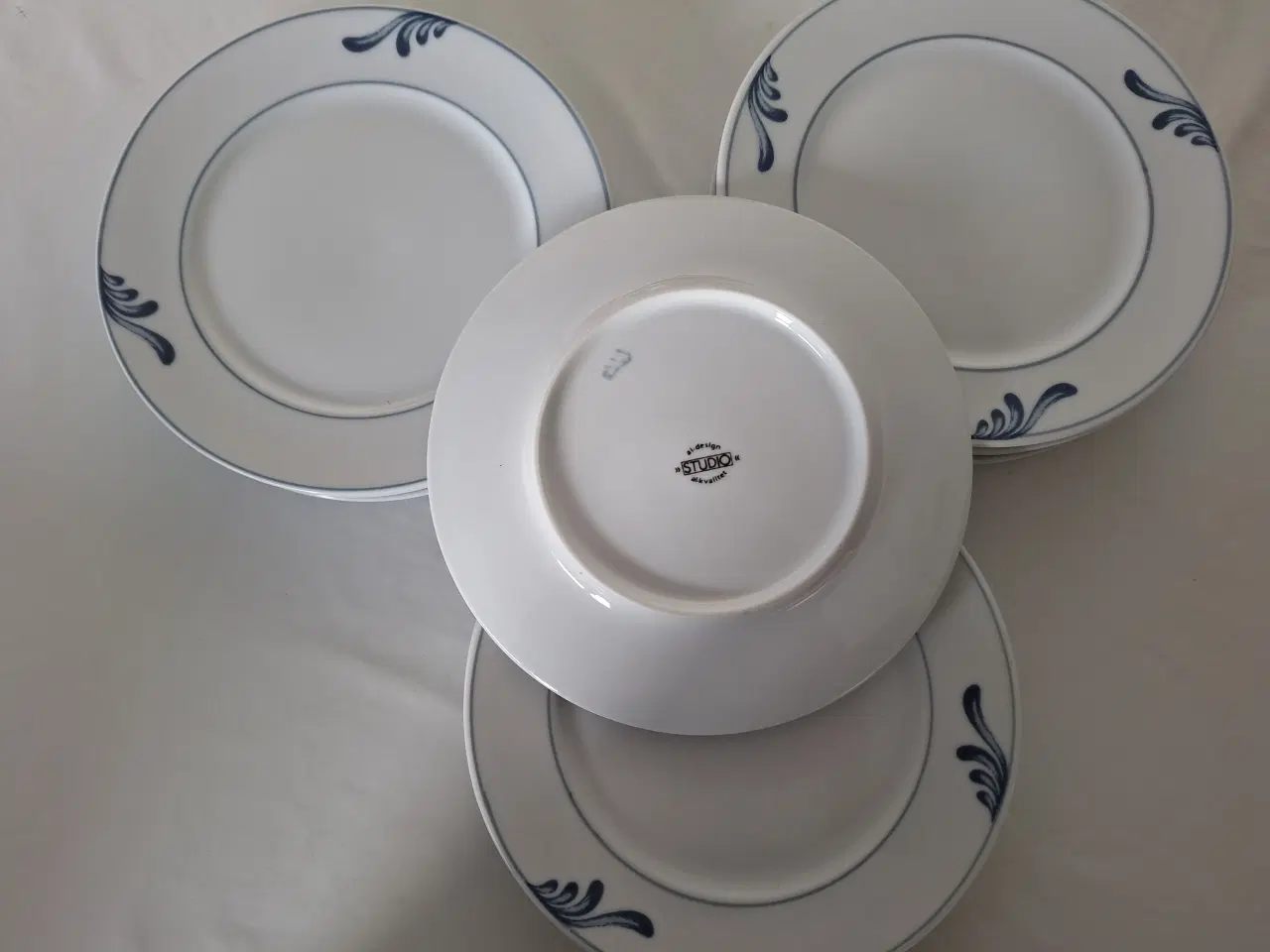 Billede 3 - Tallerkener	