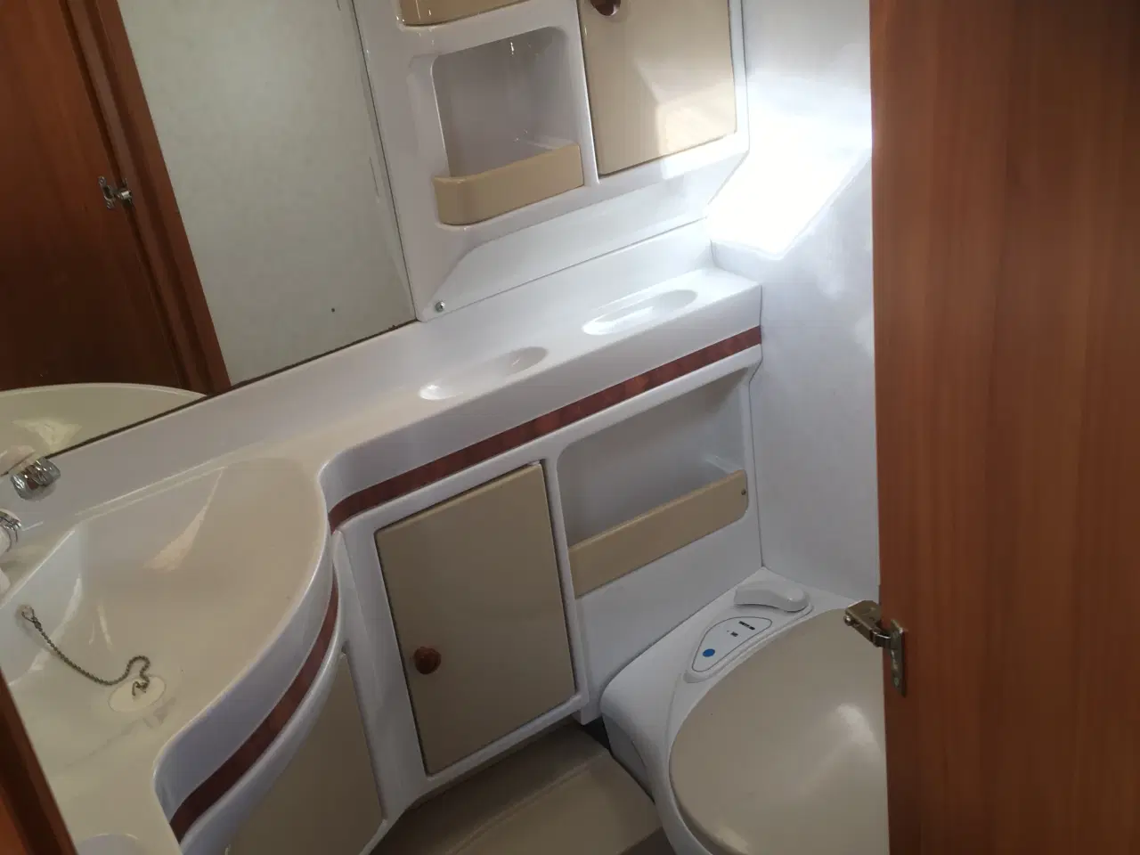 Billede 9 - hymer/hobby 440 .2008  bytte m ældre hymer touring