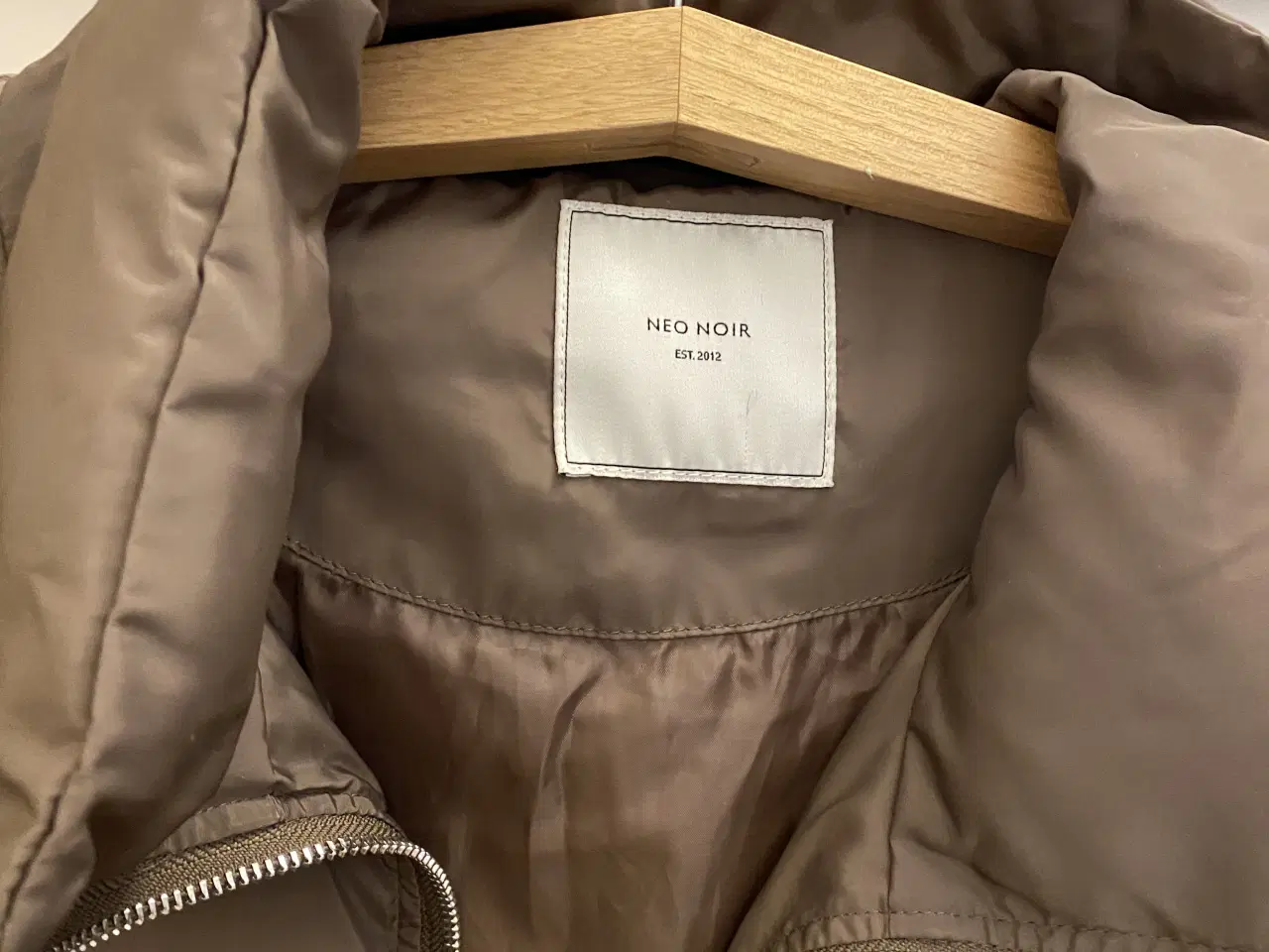 Billede 2 - NY Neo Noir frakke 