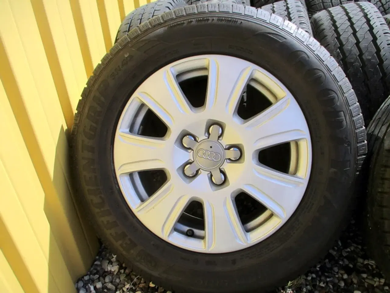 Billede 2 - 16" orig. Audi Q5 5X112 ET33 215/65/16" sommerdæk