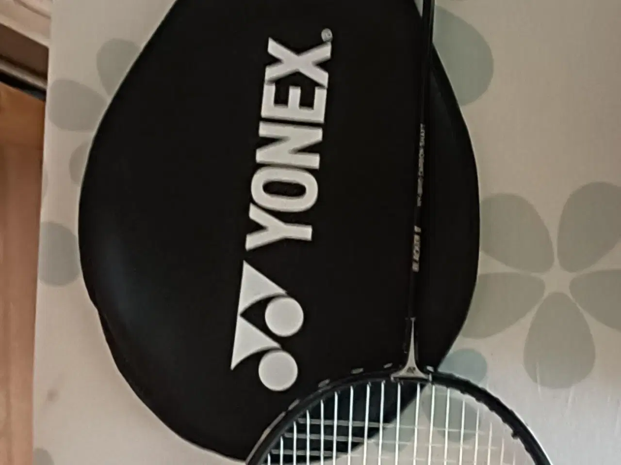Billede 2 - Yonex-ketchere incl. fjerbolde og taske