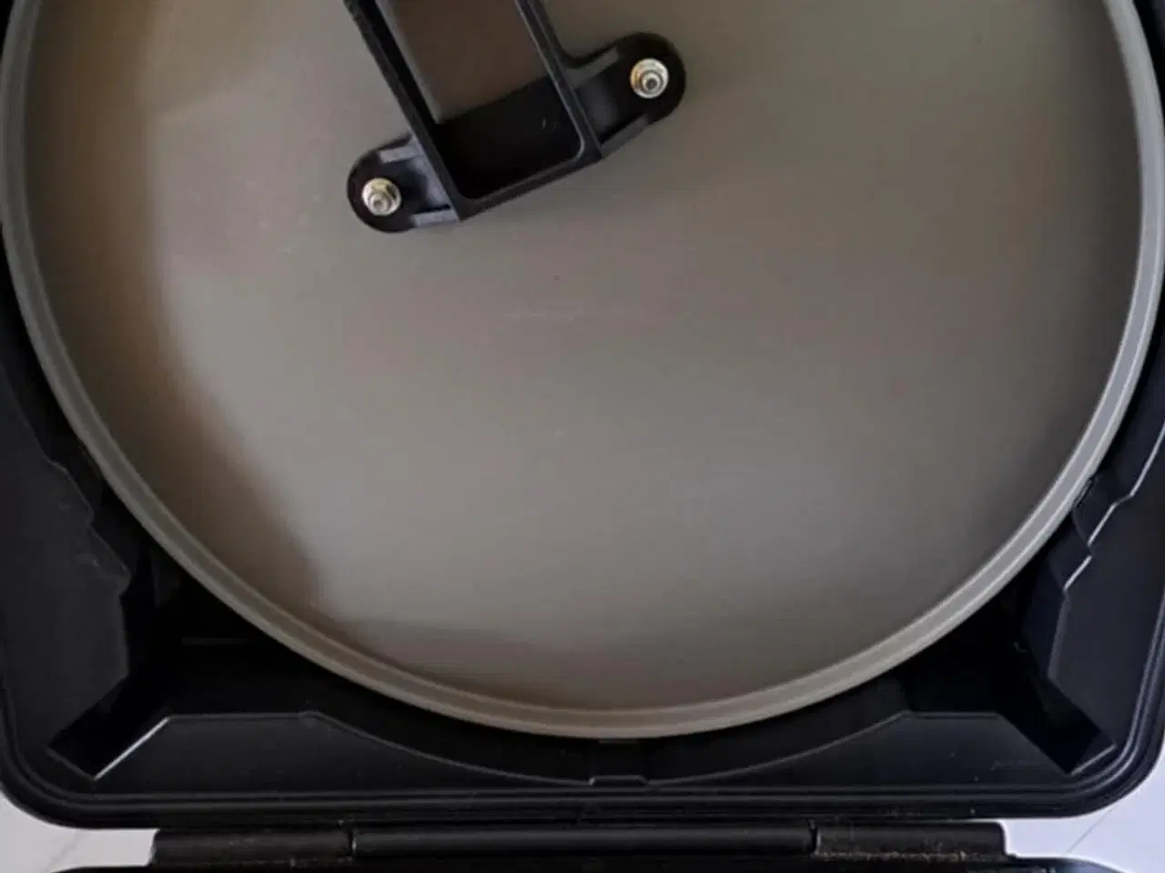 Billede 5 - Kasse med alt til parabol