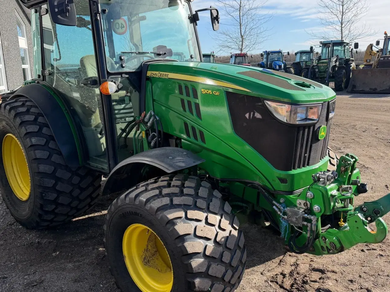 Billede 2 - John Deere 5105GF FRONTLIFT. HJUL MED TRAKTORDÆK MEDFØLGER