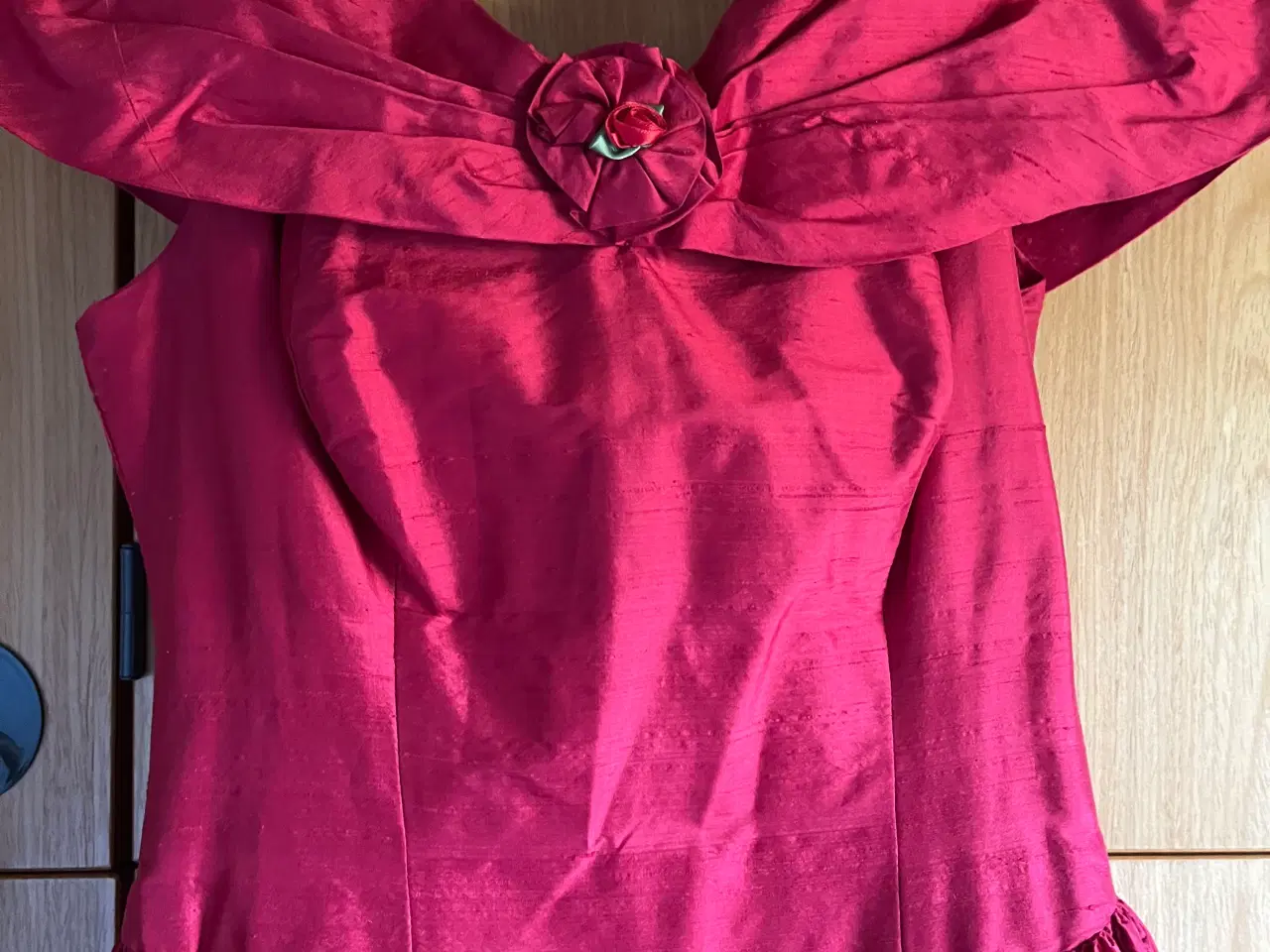 Billede 2 - Halloween tornerose kjole