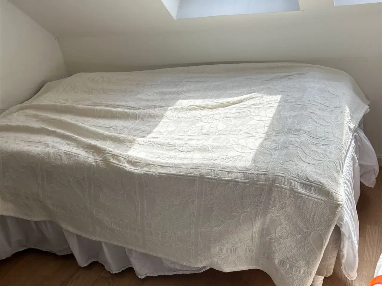 Billede 1 - Boxmadras 200x120