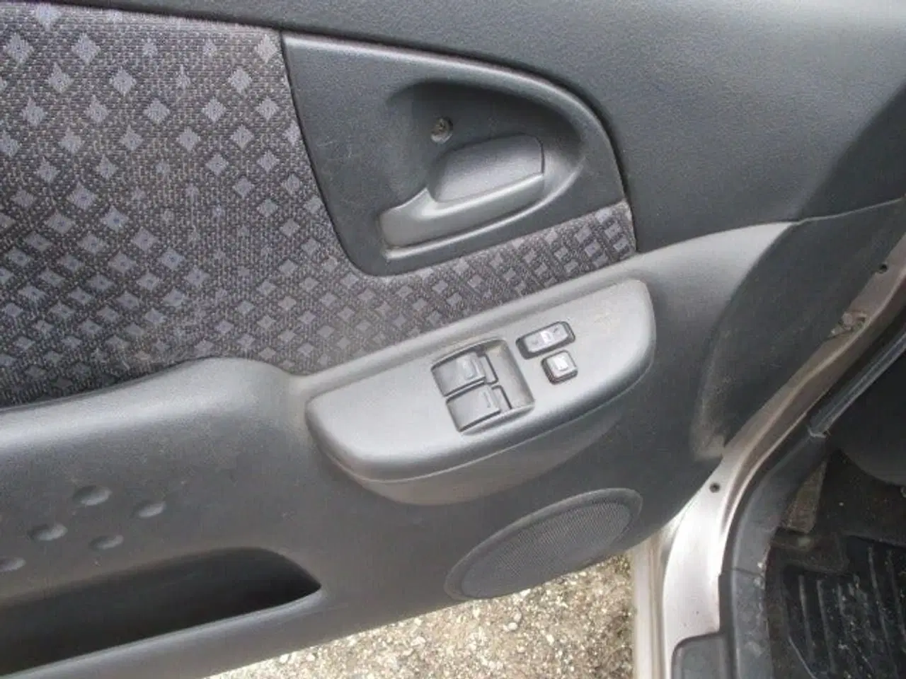 Billede 9 - Toyota Yaris Verso 1,3 Luna