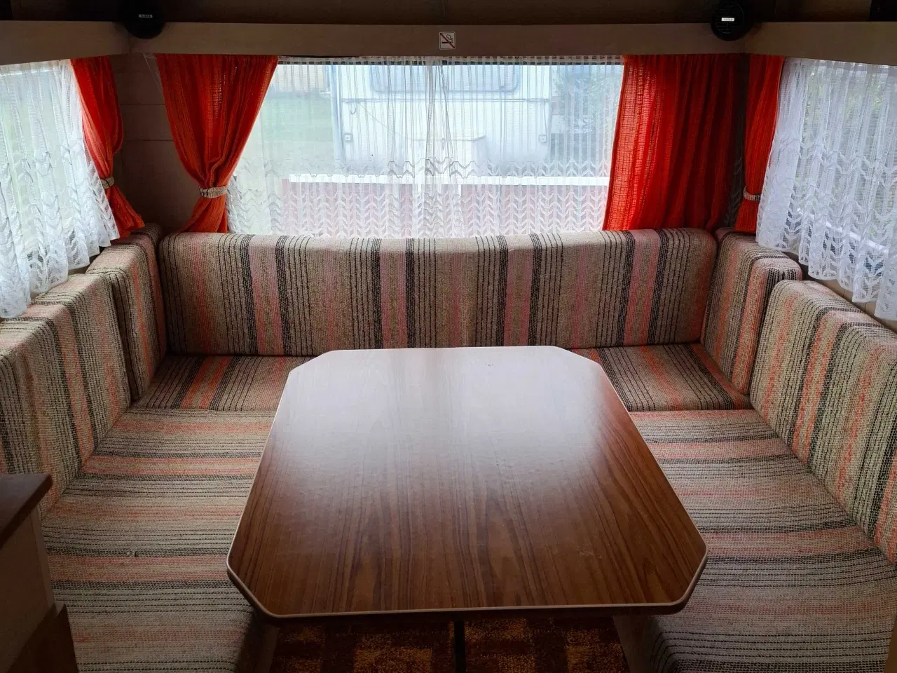 Billede 3 - Retro Campingvogn fra 1976 m. Fortelt
