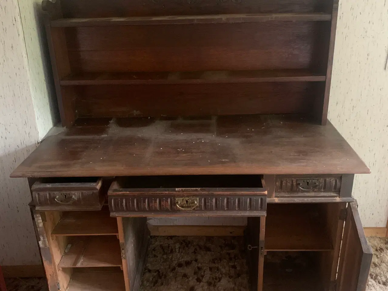 Billede 3 - Skrivebord med stol 