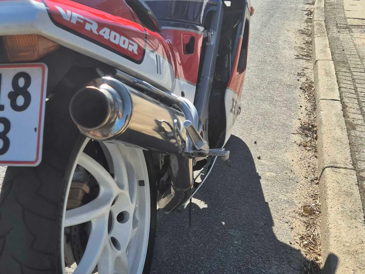 Billede 7 - Honda VFR 400RR V4 (samlerobjekt)