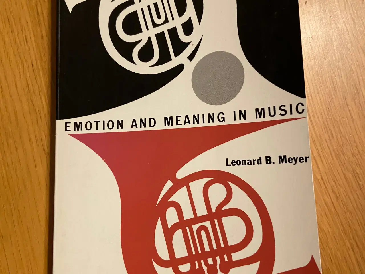 Billede 1 - Emotion and meaning in music sælges superbilligt
