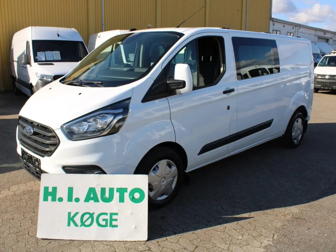 Billede 2 - Ford Transit Custom 320L 2,0 TDCi 130 Trend Mandskabsvogn