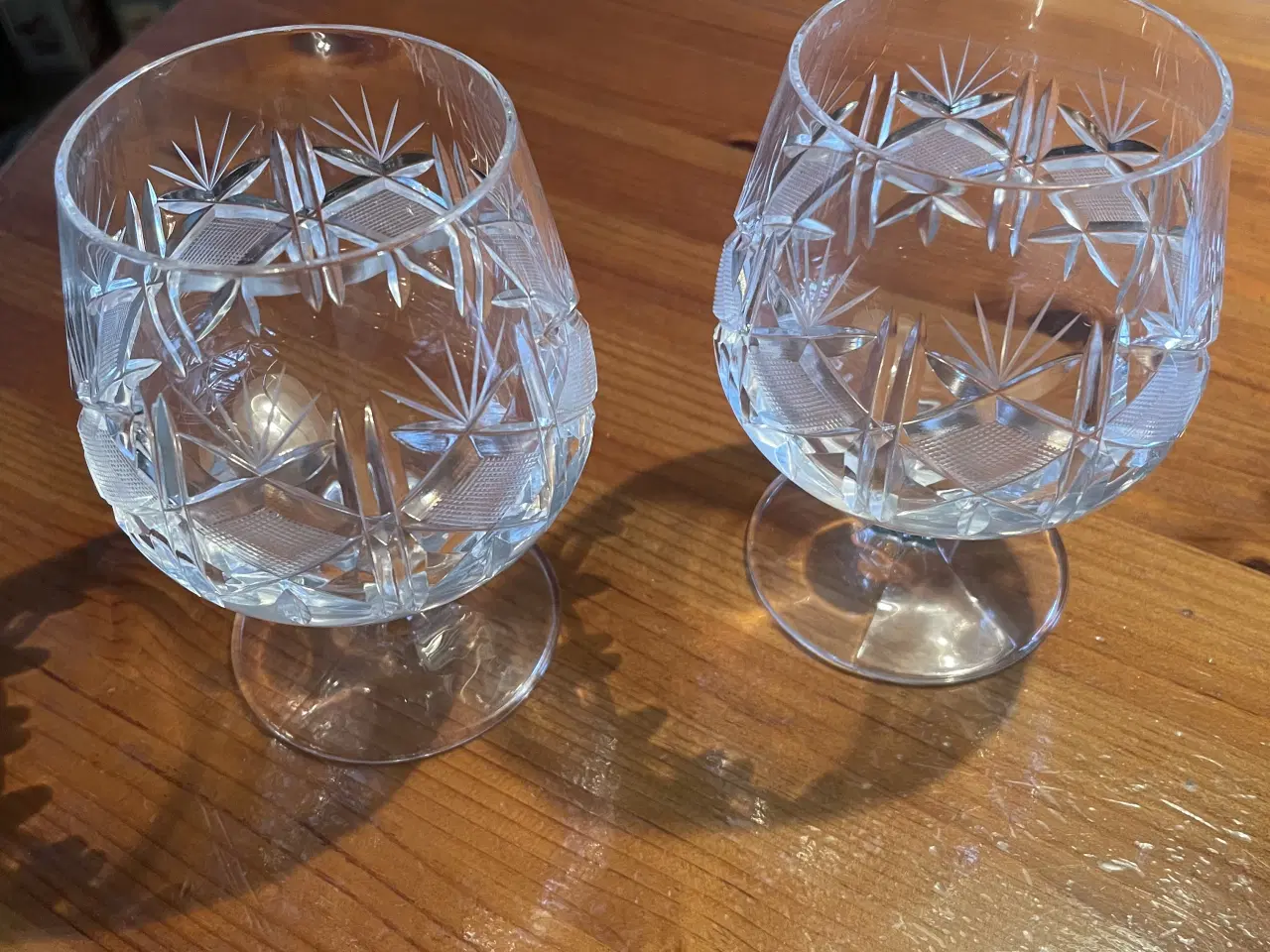 Billede 2 - Krystal Cognac glad