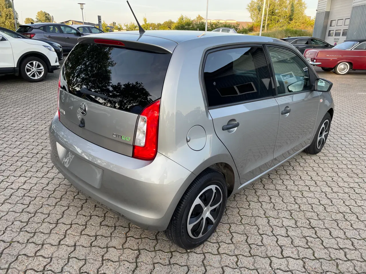 Billede 6 - YDERST VELHOLDT SKODA CITIGO