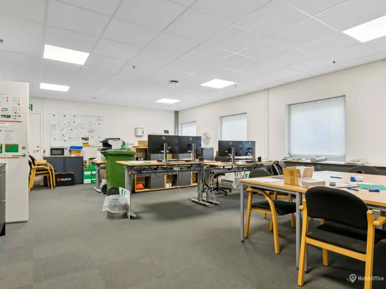 Billede 8 - Effektiv last mile-løsning med lyst kontorafsnit