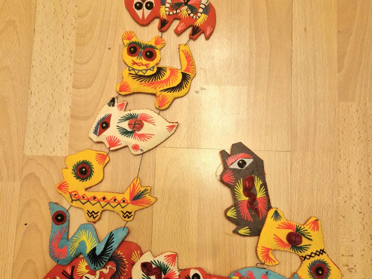 Billede 4 - Vintage kinesisk zodiac ophæng med 12 figurer