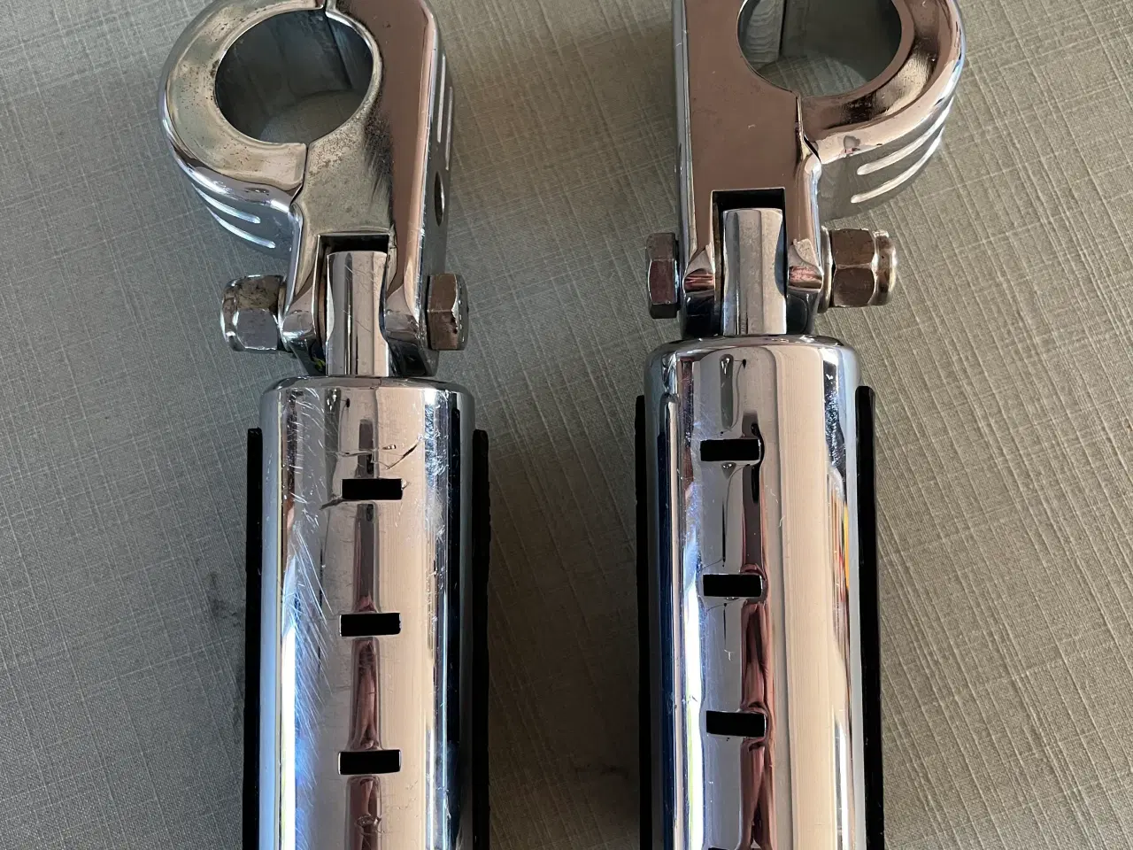 Billede 7 - 2 sæt highway pegs Harley-Davidson