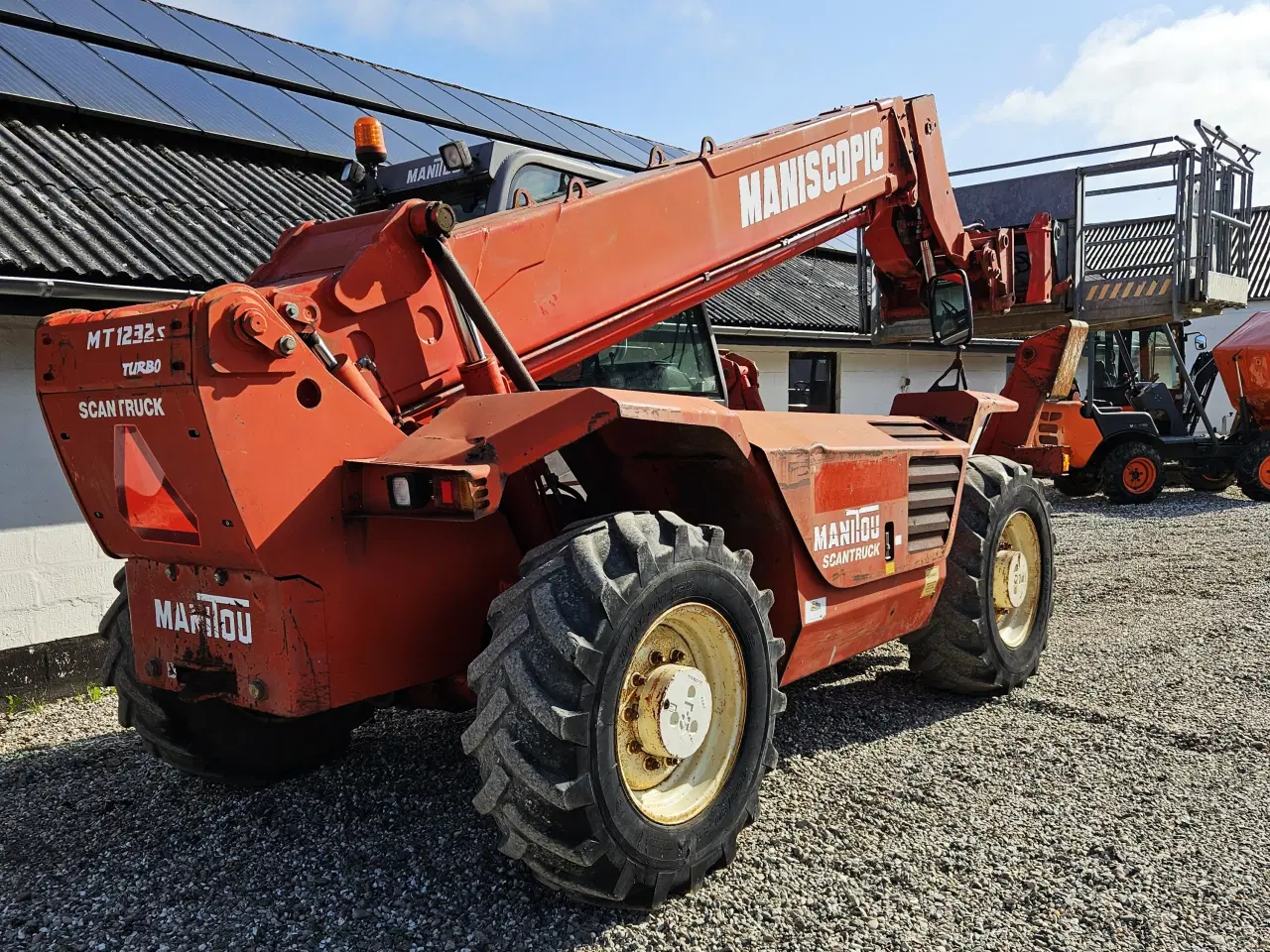 Billede 6 - Manitou 1232 ST / med 4 stk tilbehør / 8600 timer