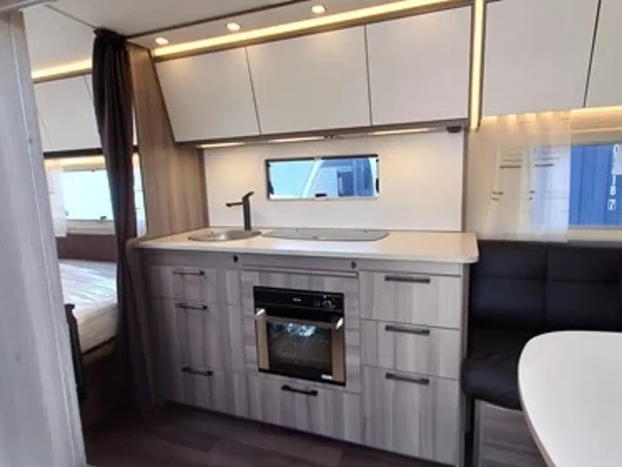 Billede 5 - Kabe Estate 520 XL KS -  SPAR 80.077 NU 322.222 Incl. mover