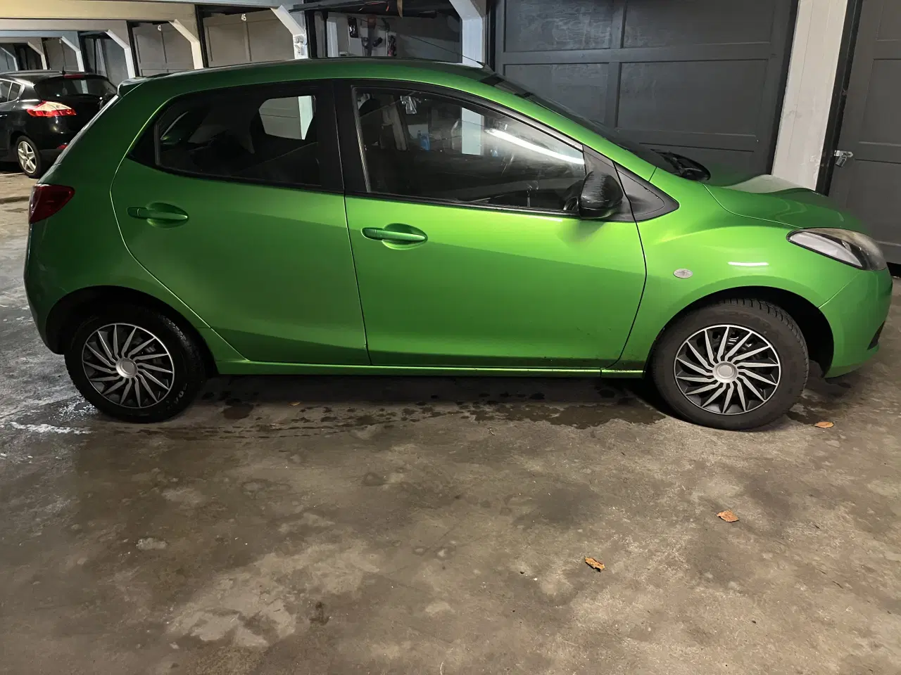 Billede 2 - Velkørende flot Mazda 2