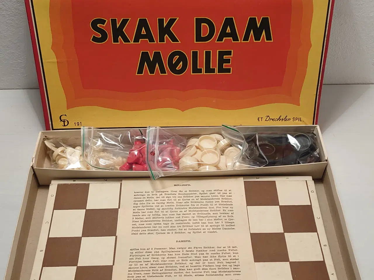 Billede 1 - Skak,Dam,Mølle. Sjældent Drechsler spil CD 191