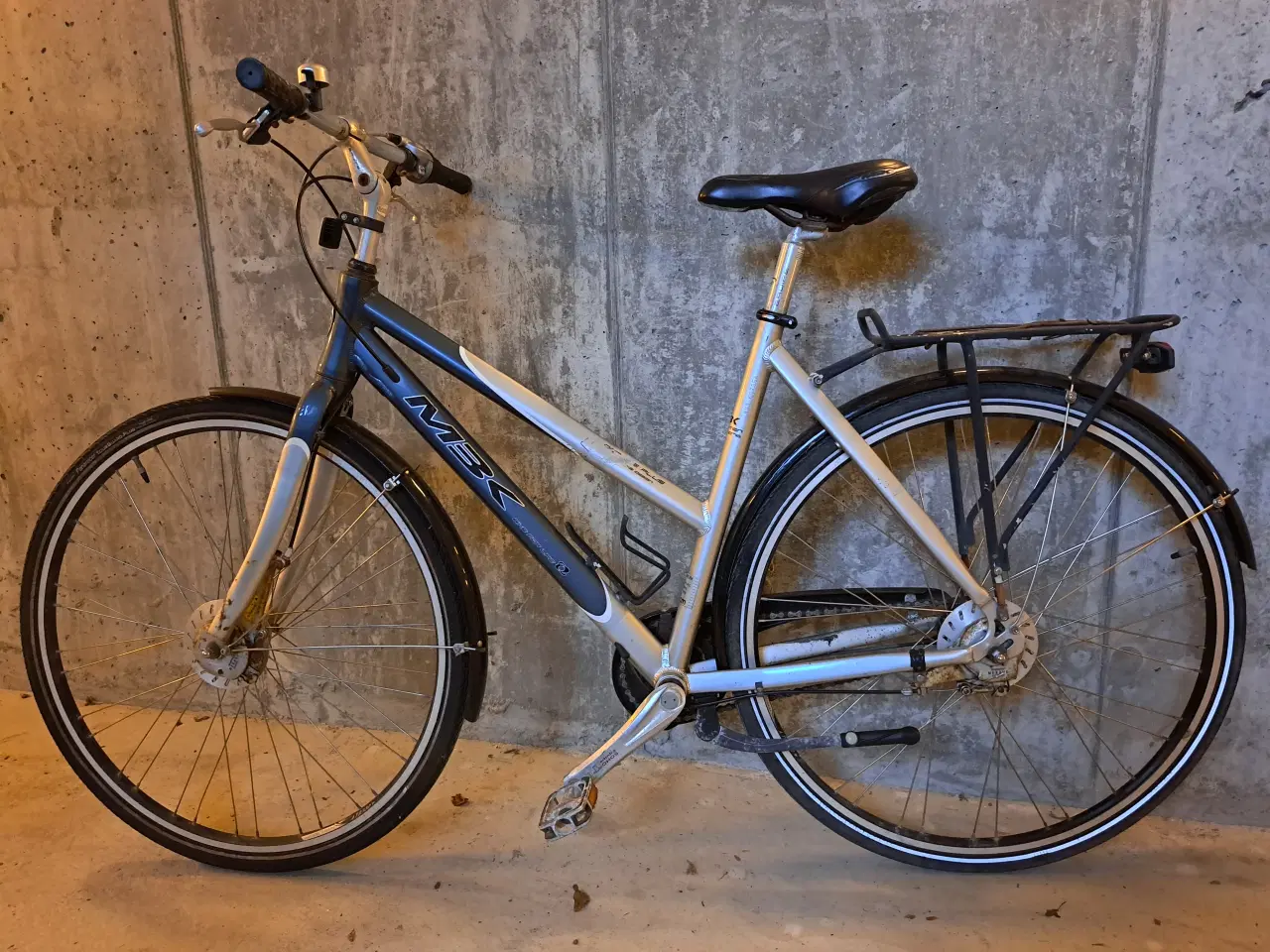 Billede 1 - Dame cykel / pige junior 