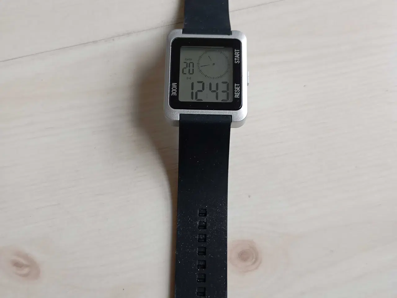Billede 4 - Digitalt herre ur