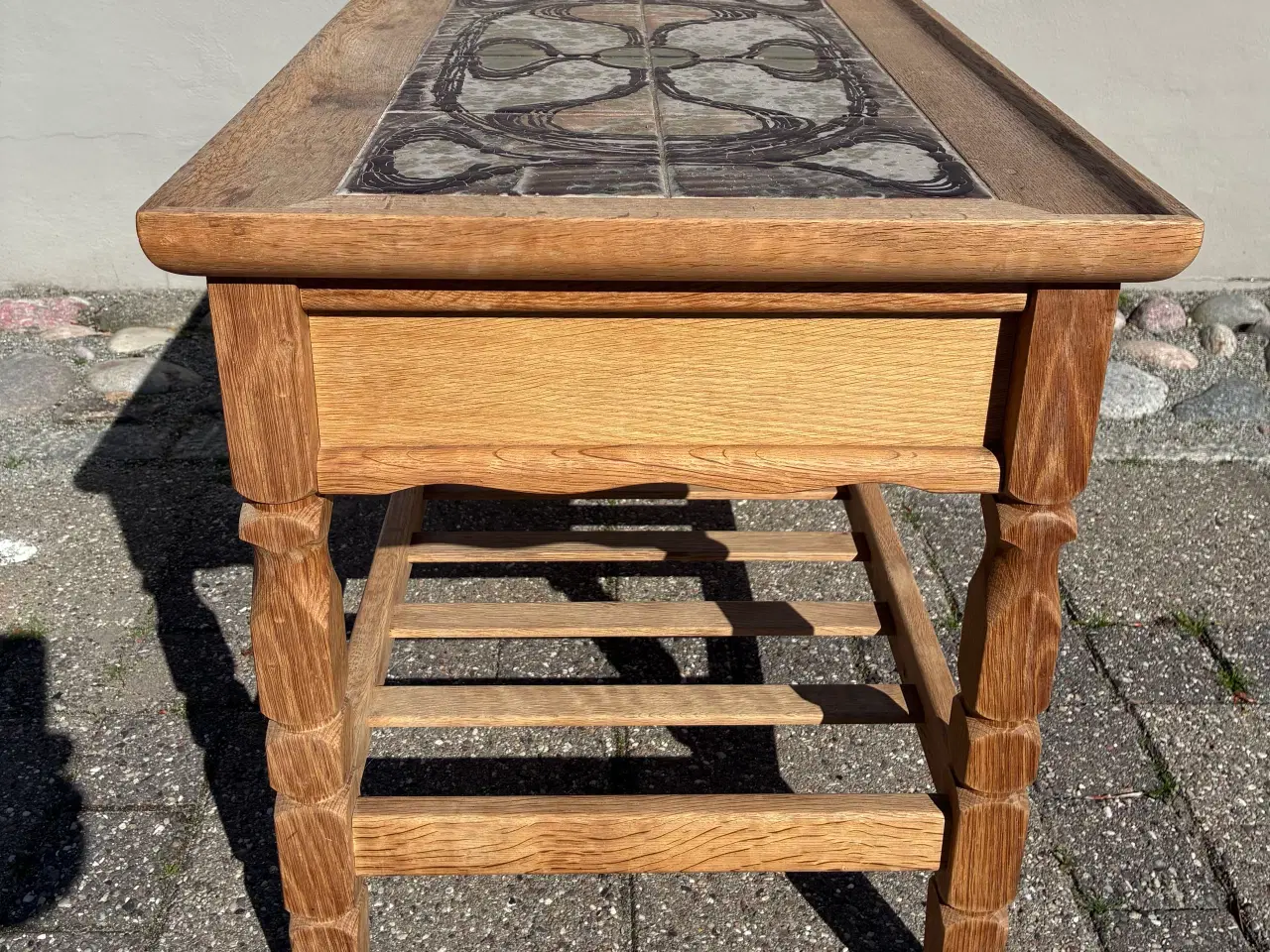 Billede 5 - Åge Larsen vintage kakkelbord egtræ  fra 1960-1970
