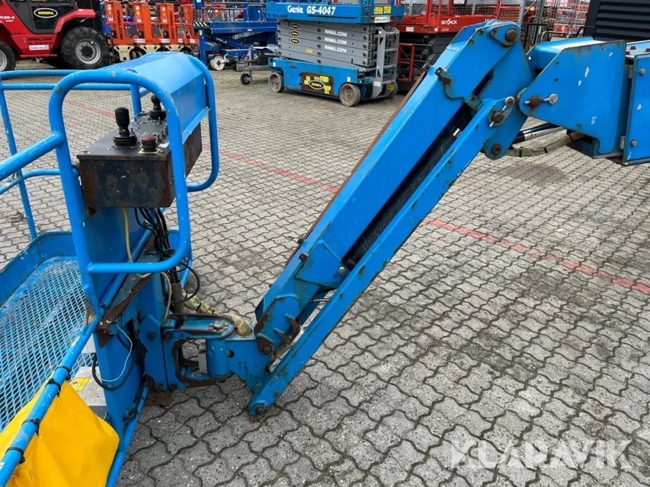 Billede 10 - Bæltelift Genie S-45 Trax