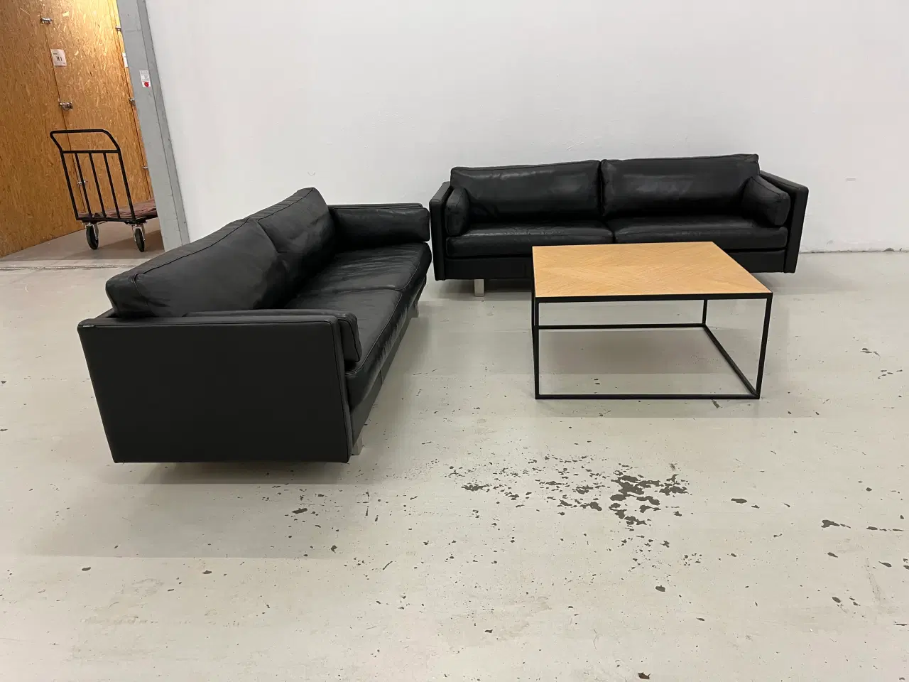 Billede 2 - Skalma Bonn 2x3 Pers.Sofaer i sort okselæder 625.