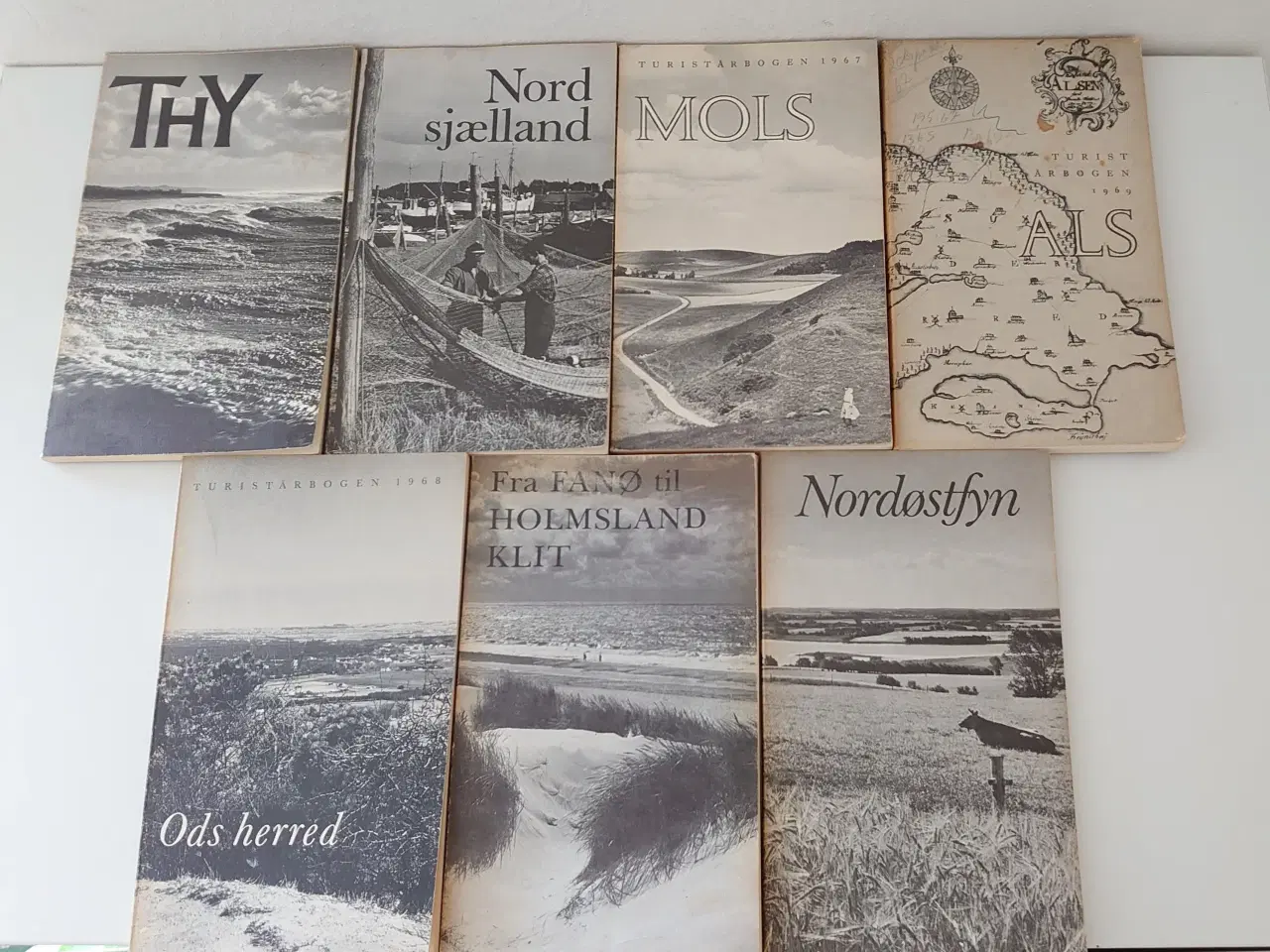 Billede 1 - 7 stk turistårbøger fra 1967-1980.