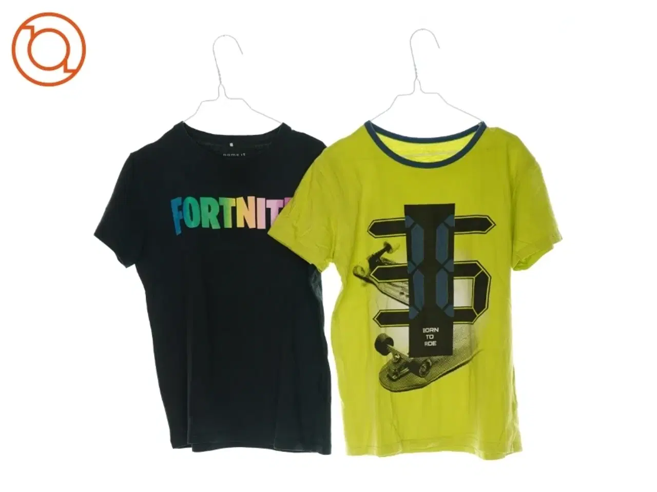 Billede 1 - T-Shirt (2 stk.) fra Name It (str. 146 cm)