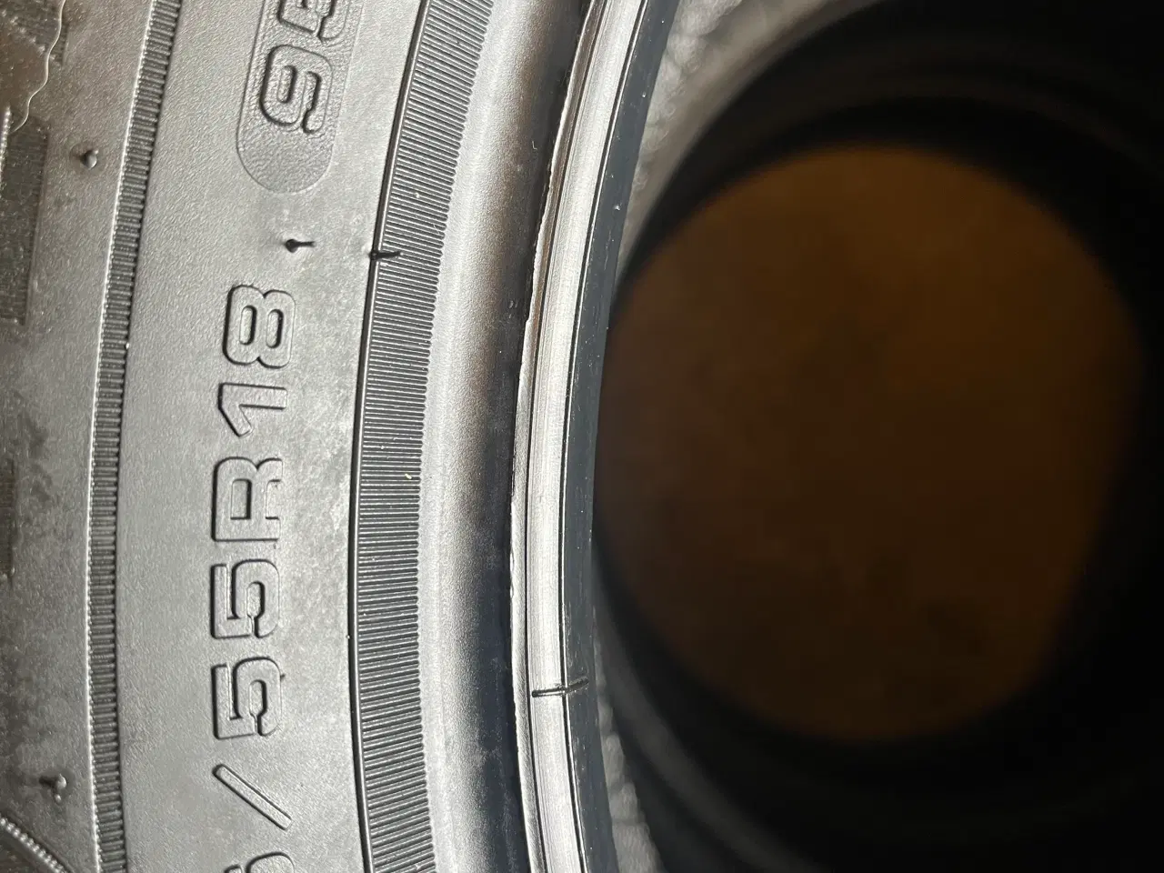 Billede 2 - Sommerdæk. 215-55-18 ID-3 Goodyear.