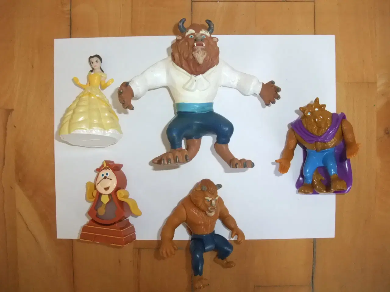 Billede 2 - Skønheden og Udyret Figurer