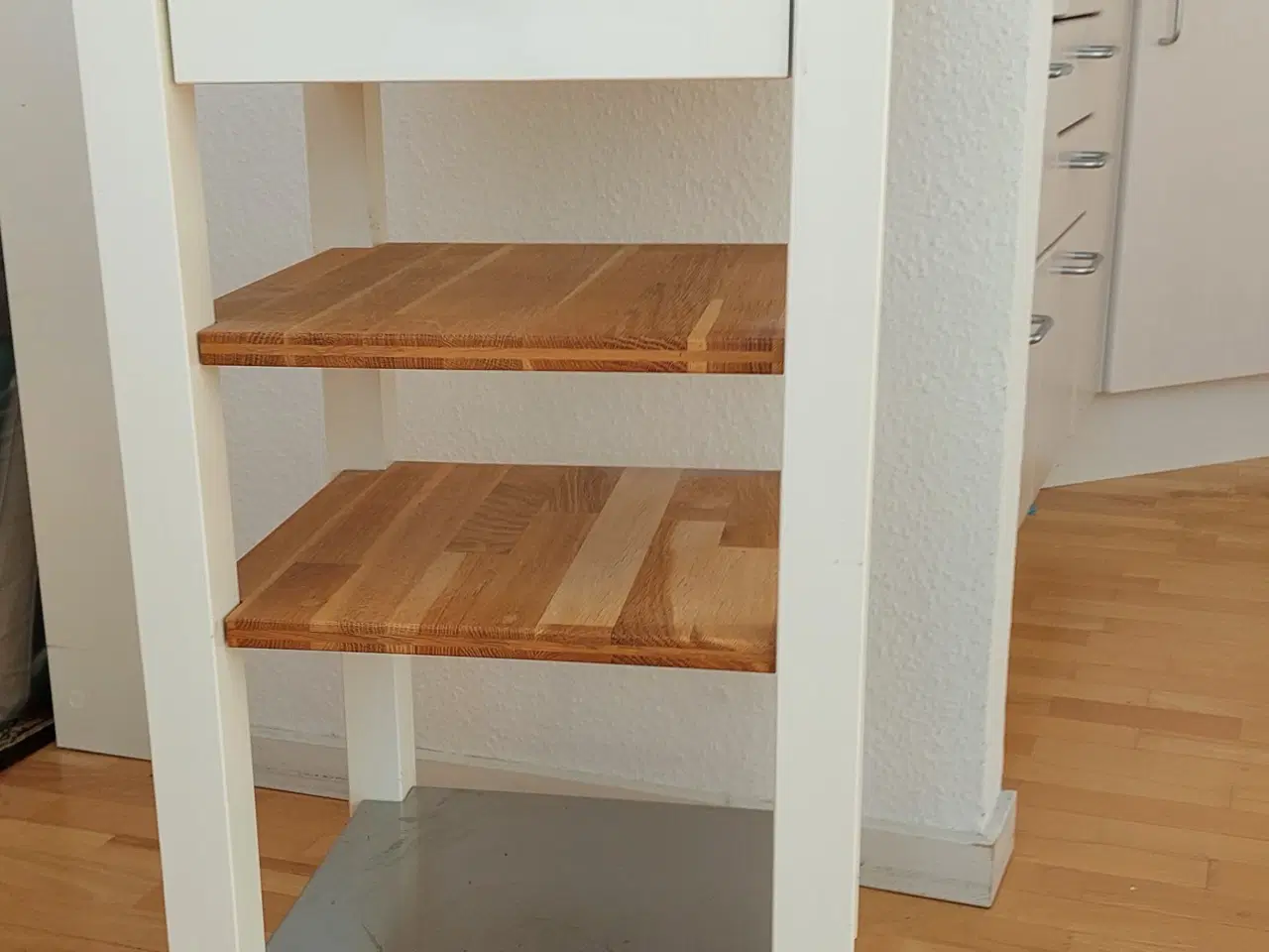 Billede 1 - Rullebord, til køkken