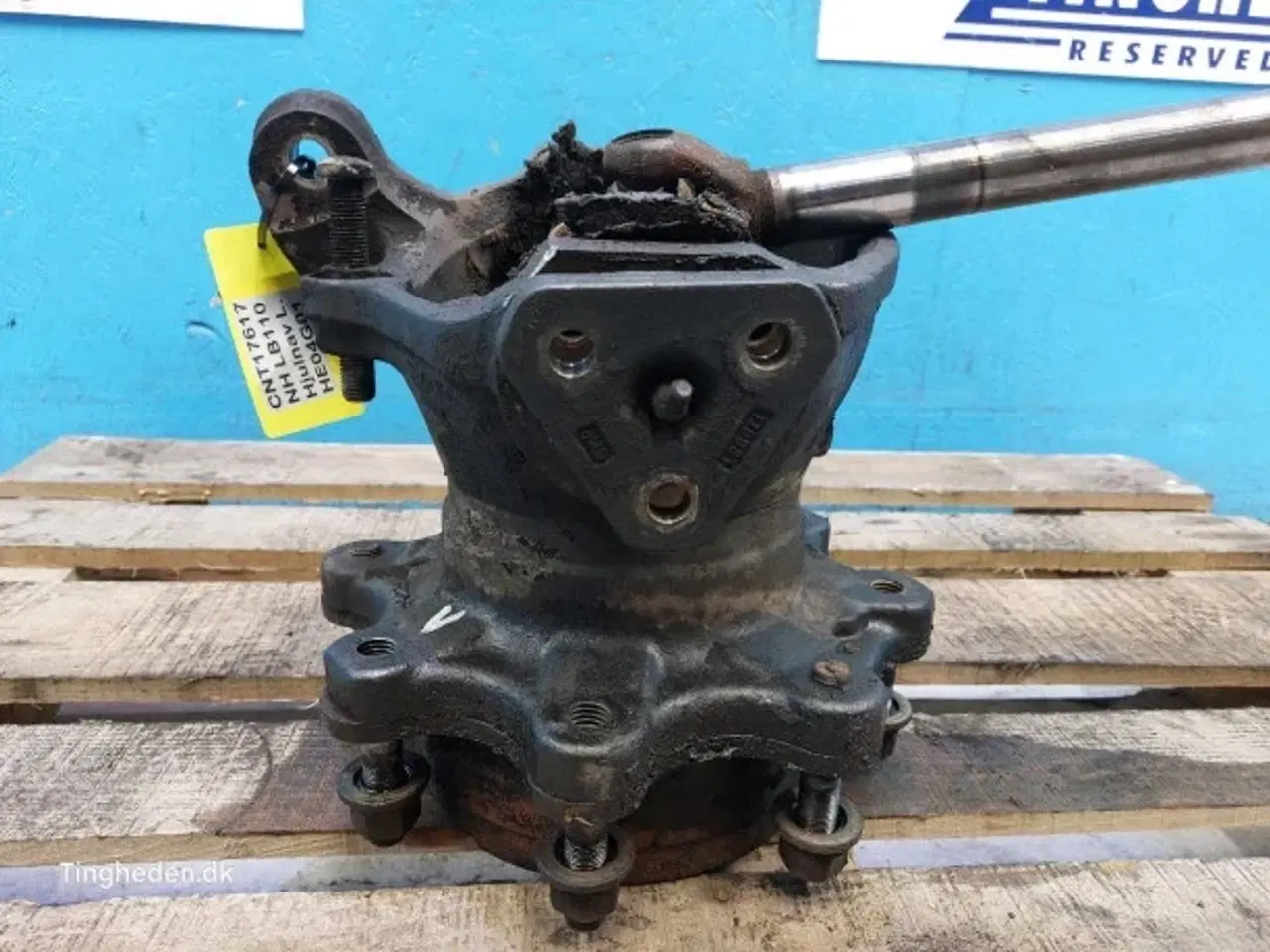 Billede 13 - New Holland LB110 Styrespindel L. 85827740