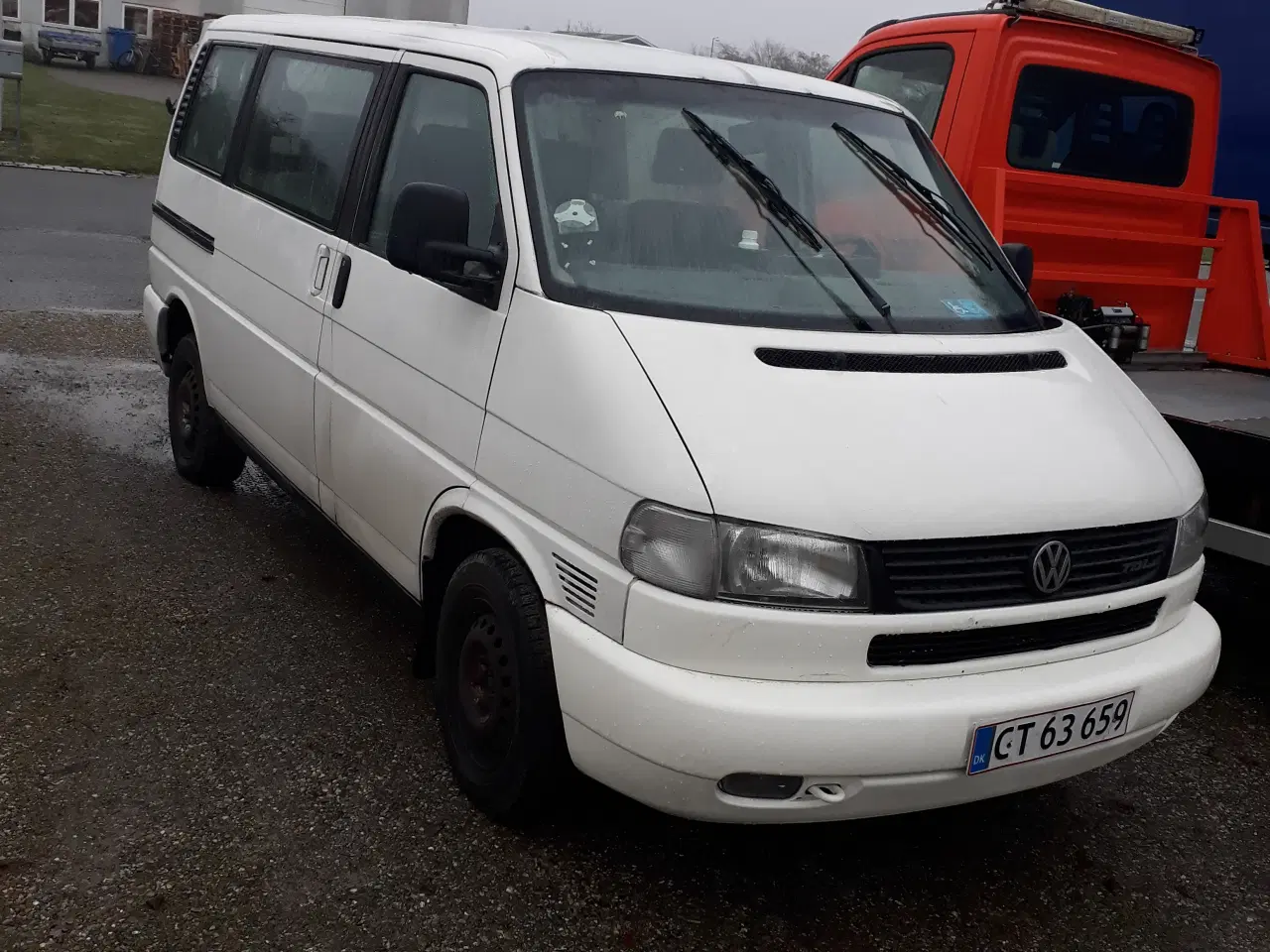 Billede 1 - 10 Pers. VW T4 fra 1997 u. syn. 