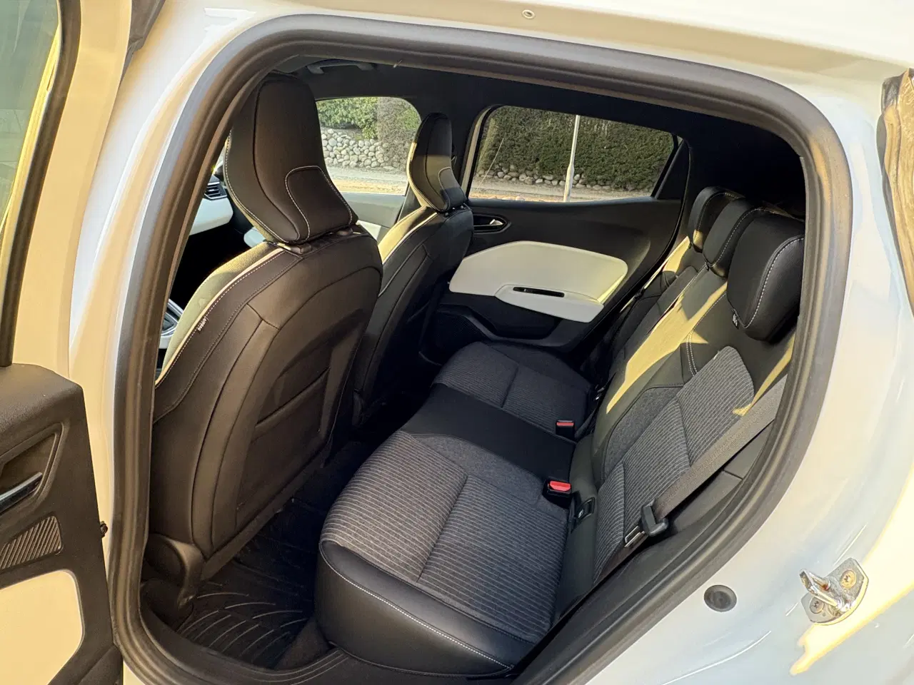 Billede 2 - Renault Clio E-TECH 140 – Automatgear – 2020