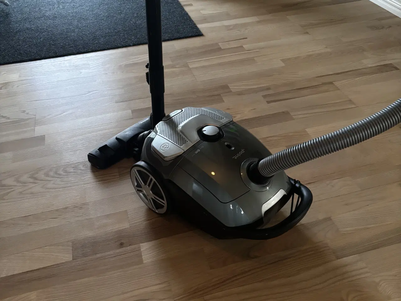 Billede 1 - Støvsuger