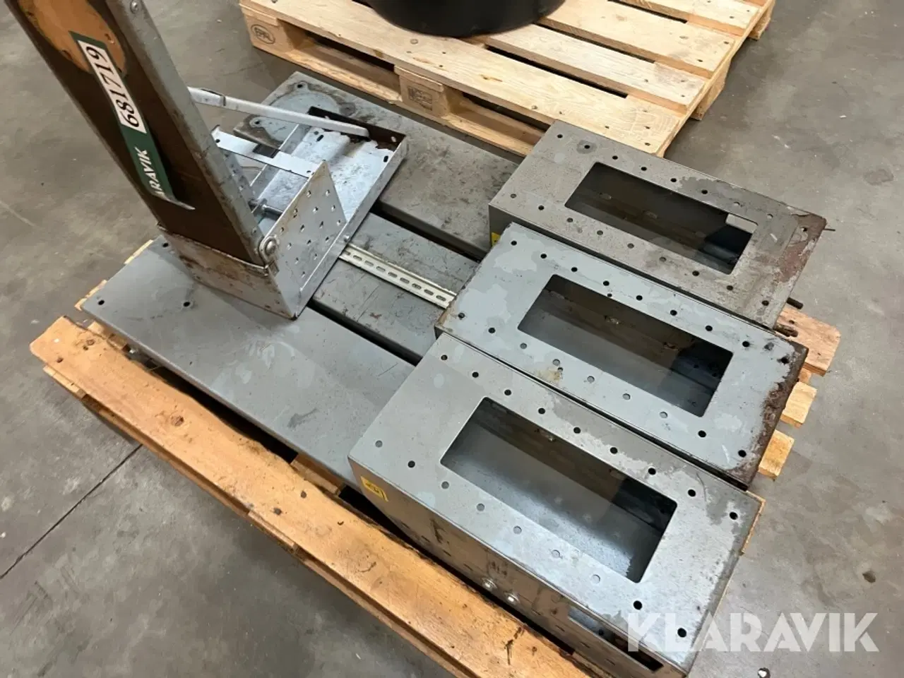 Billede 2 - Holder til firma bil 4 styk