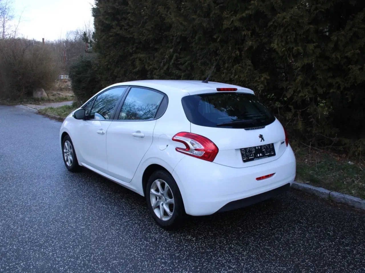 Billede 4 - Peugeot 208 1,2 VTi 82 Active GO