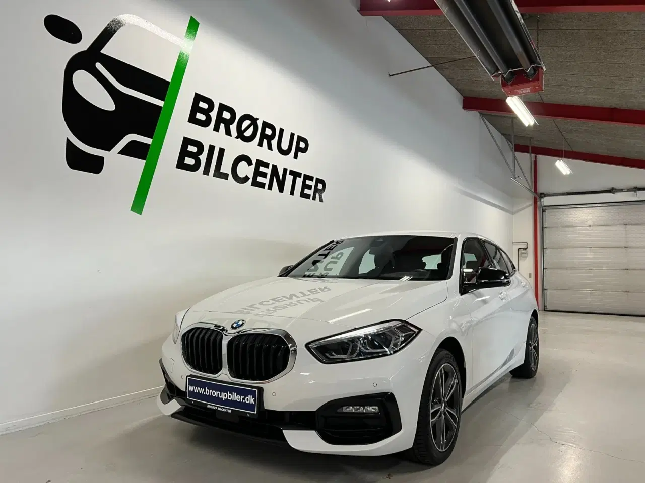 Billede 3 - BMW 118d 2,0 Sport Line aut.