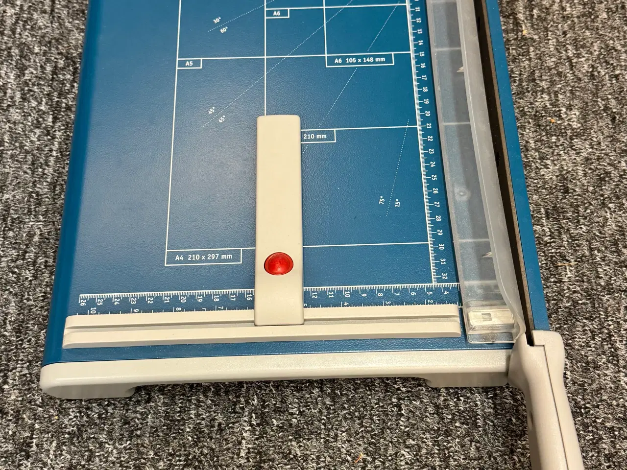 Billede 1 - Dahle 533 Papirskæremaskine
