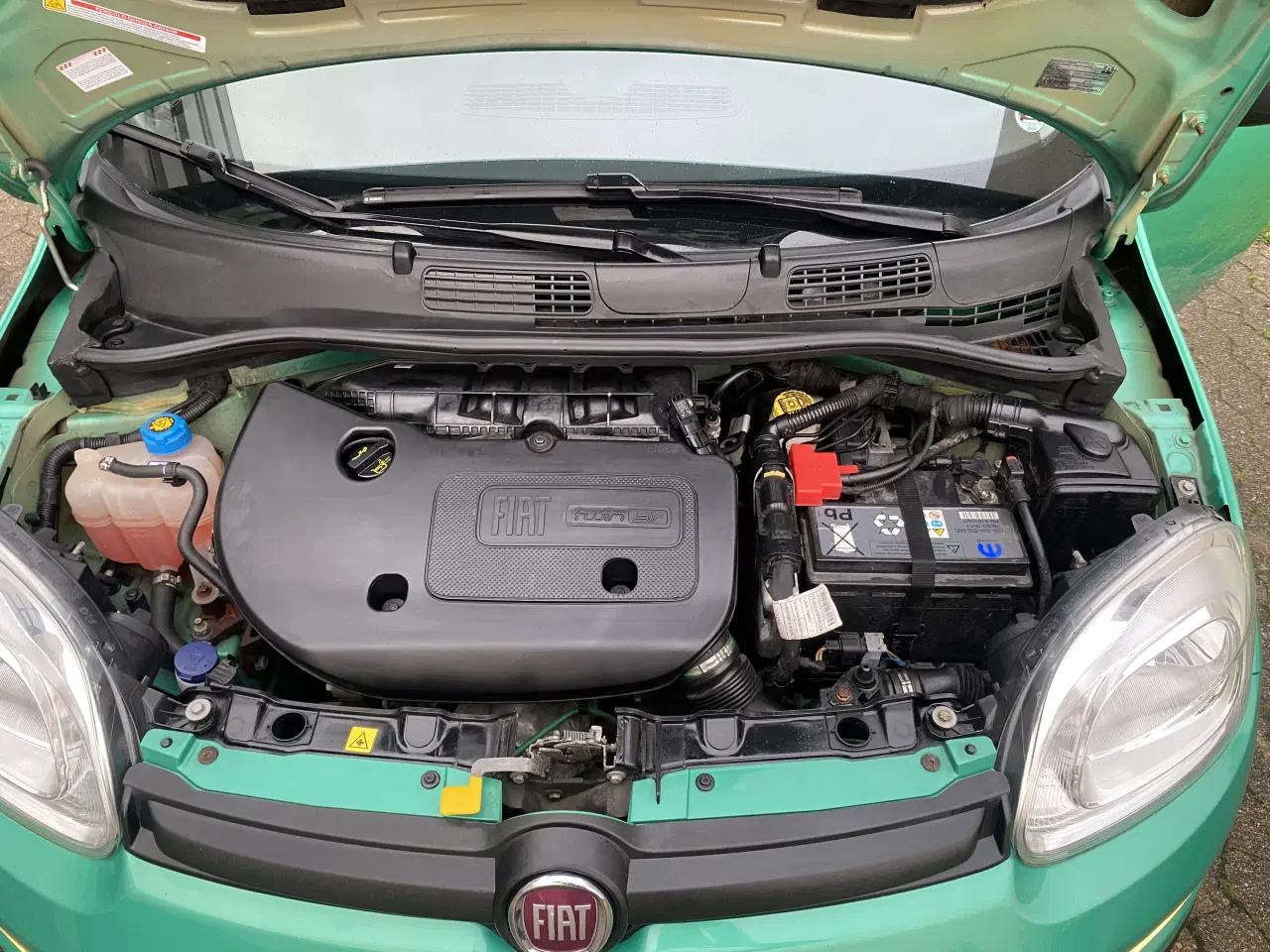 Billede 5 - Økonomisk velholdt lille bil super flot.