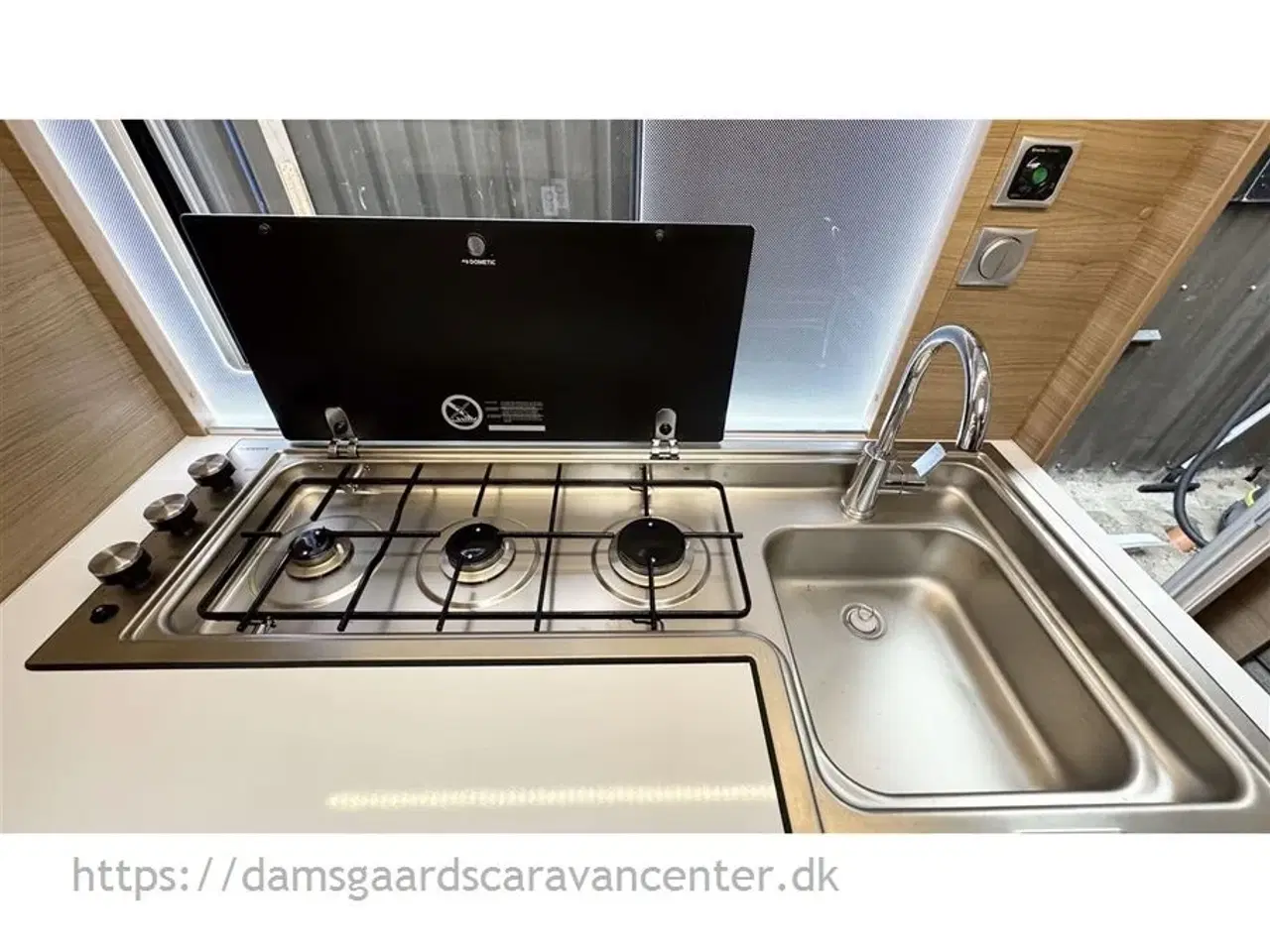 Billede 11 - 2018 - Adria Adora 482 LU   Enkeltsenge-Lamel-Gulvtemp.-Telt