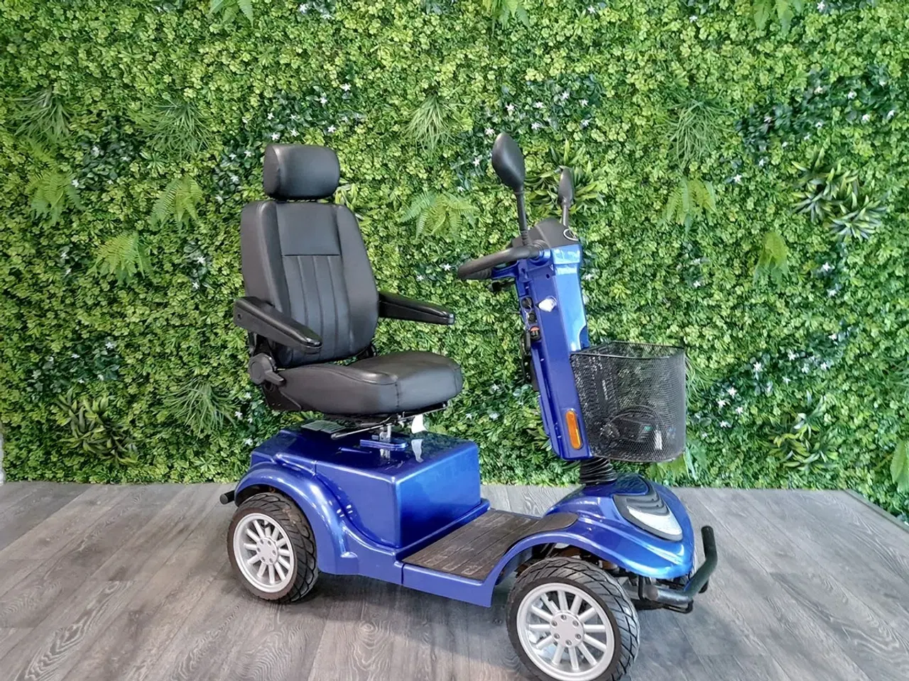 Billede 1 - LM-500 blå