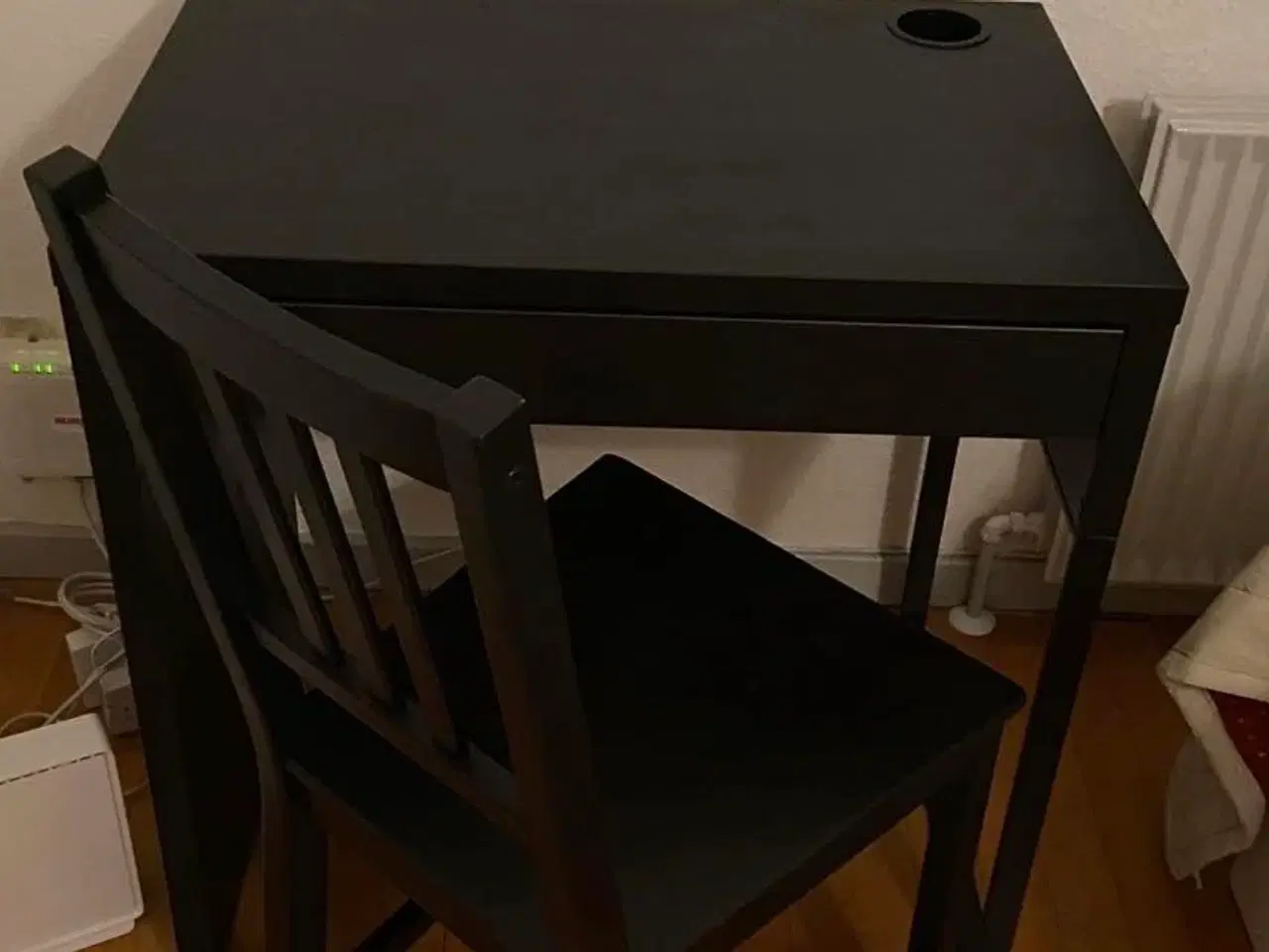 Billede 1 - Computer/skrive bord